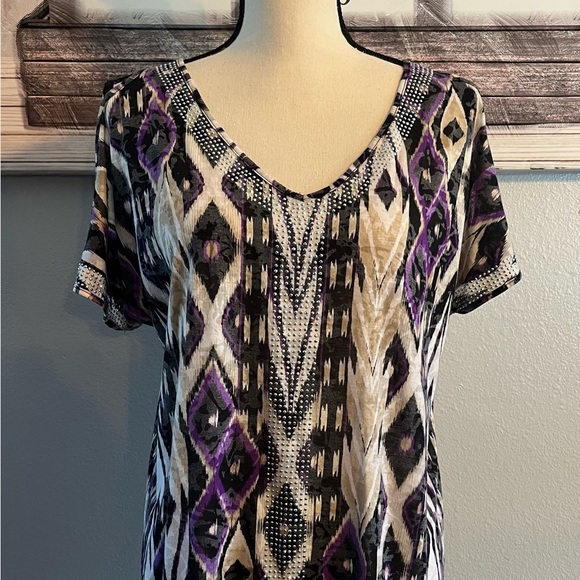 ♥️Beach Inc. Woman’s Cold Shoulder Top with Rhinestones Size Large - Picture 2 of 9